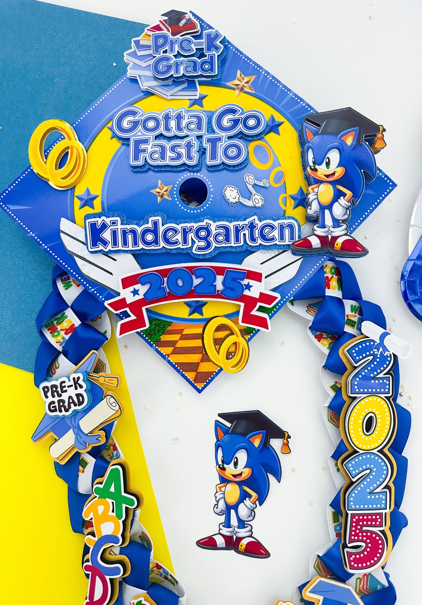custom graduation Cap/Decorated Graduation Caps/Girls Boys School Graduation / Cap And Gown /Custom Graduation Cap, Graduation Cap Topper,