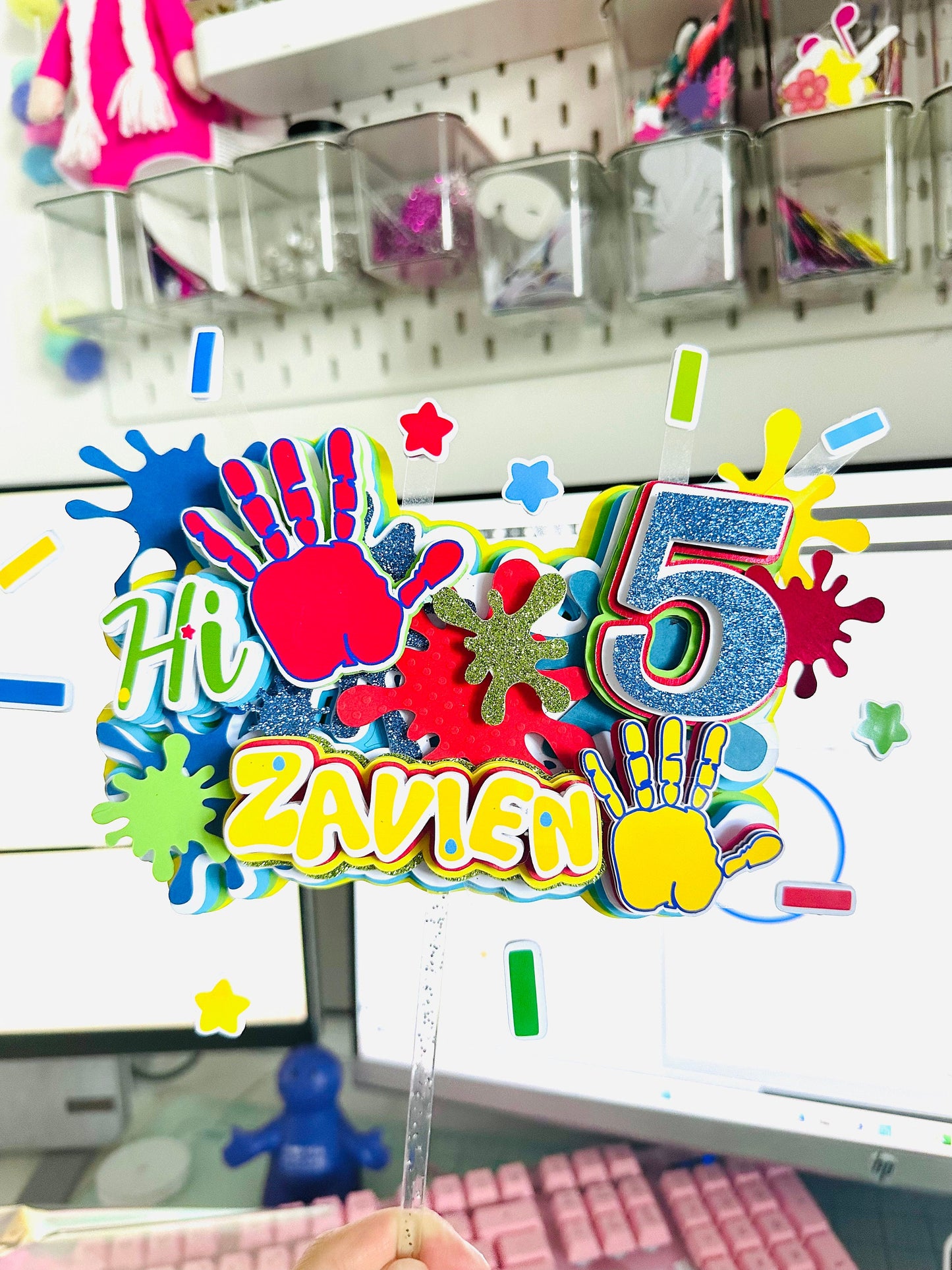 Hi Five Cake Topper | Hi Five Birthday Decorations | Hi Five Party Centerpieces, Favor Boxes, Plates & Cups | Fun Hi Five Party Supplies