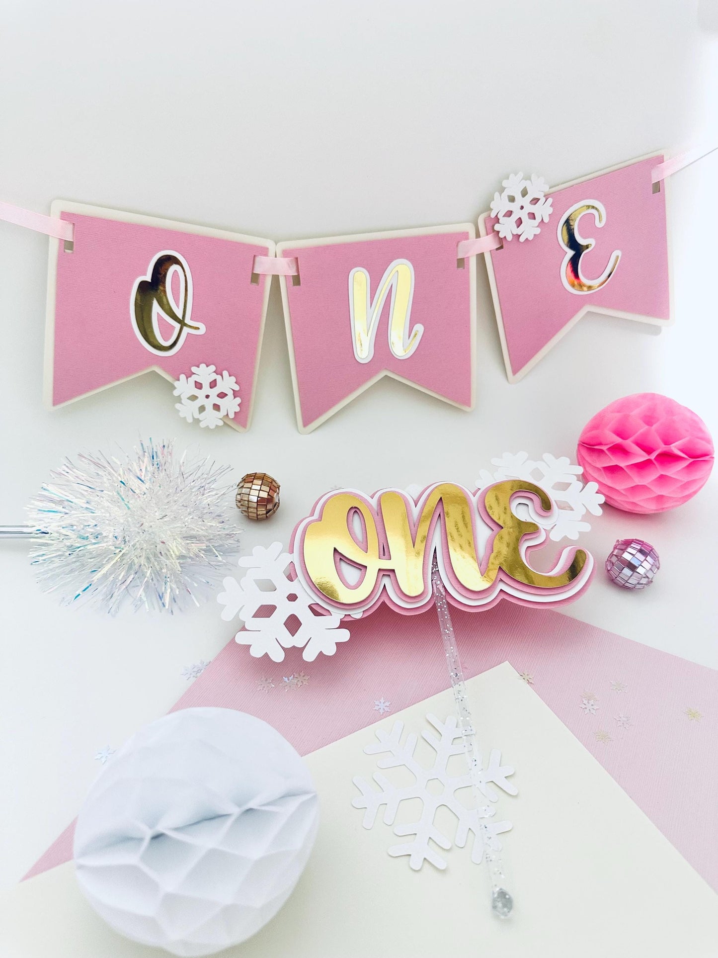 Winter ONEderland Cake Topper: Snowy Snowflake 1st Birthday Decor
