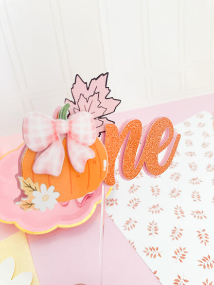 ONE Glitter pumpkin girl topper, pumpkin cake topper: Little pumpkin decoration, 1st Birthday Cake Topper, pumpkin ONE cake topper